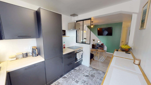 Room in Rue de Belfort, Mulhouse for 100 m² with 5 bedrooms - Gallery - 6