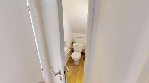 Room in Rue de Belfort, Mulhouse for 100 m² with 5 bedrooms - Gallery - 15