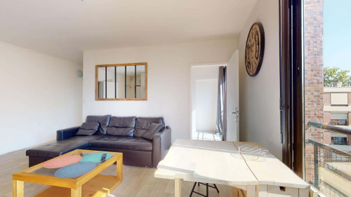 Room in Rue Vincent Van Gogh, Toulouse for 85 m² with 5 bedrooms - Gallery - 8