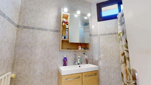 Room in Rue Vincent Van Gogh, Toulouse for 85 m² with 5 bedrooms - Gallery - 6