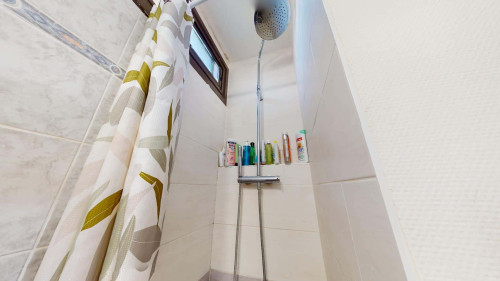 Room in Rue Vincent Van Gogh, Toulouse for 85 m² with 5 bedrooms - Gallery - 5