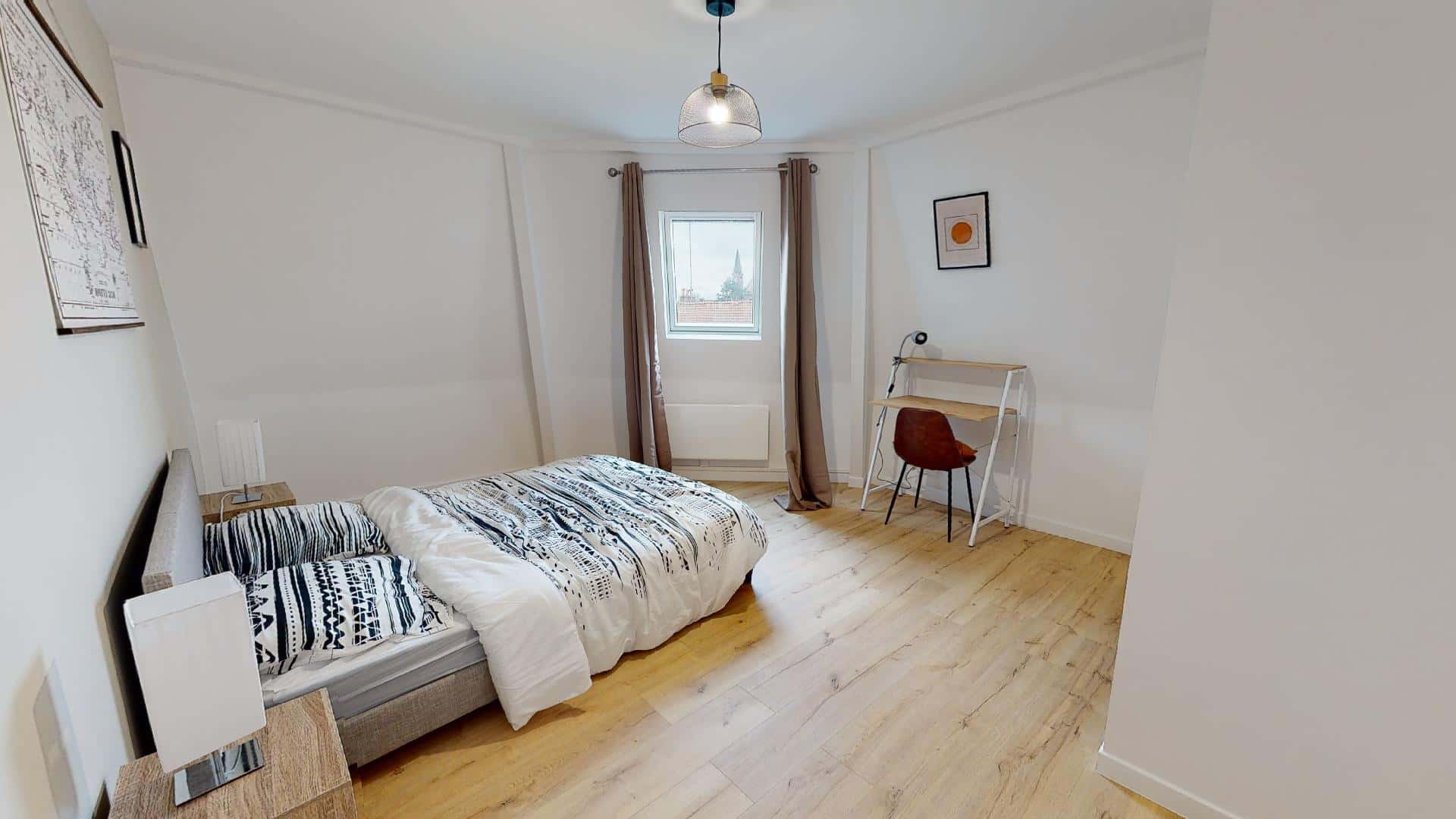 Room In Rue Berthollet, Roubaix For 127 M² With 4 Bedrooms - 1