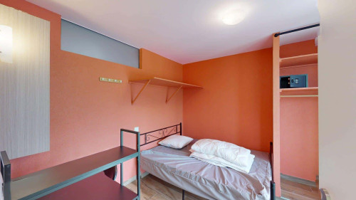 Room in Rue du Martinet, Gaillard for 70 m² with 4 bedrooms - Gallery - 18