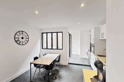 Room in Rue de Saint-Quentin, Roubaix for 94 m² with 4 bedrooms - Gallery - 5