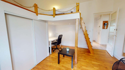 Room in Rue André Rivoire, Grenoble for 52 m² with 2 bedrooms