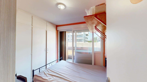 Room in Rue de Mon Idée, Ambilly for 27 m² with 2 bedrooms