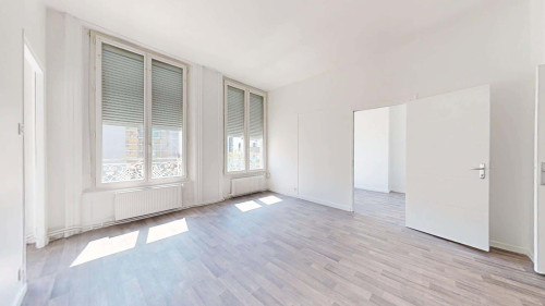Apartment in Rue Rabelais, Saint-Étienne for 56 m² with 2 bedrooms