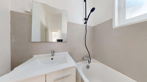 Apartment in Rue Rabelais, Saint-Étienne for 56 m² with 2 bedrooms - Gallery - 12