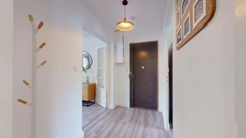 Room in Avenue Francis de Pressensé, Vénissieux for 88 m² with 4 bedrooms