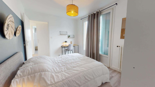 Room in Avenue Francis de Pressensé, Vénissieux for 88 m² with 4 bedrooms - Gallery - 18