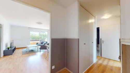 Room in Avenue Winston Churchill, Toulouse for 87 m² with 3 bedrooms