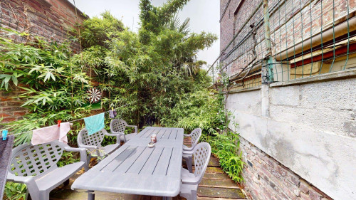 Room in Avenue des Nations Unies, Roubaix for 155 m² with 6 bedrooms