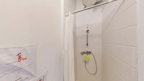 Room in Avenue des Nations Unies, Roubaix for 155 m² with 6 bedrooms - Gallery - 12