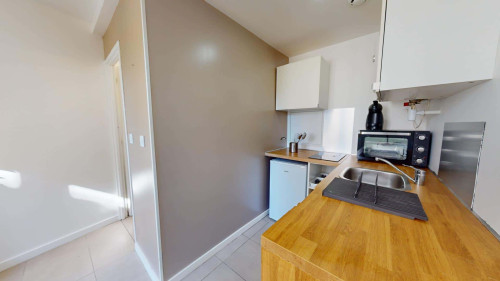 Apartment in Rue Jouffroy, Saint-Étienne for 15 m² with 1 bedroom - Gallery - 5