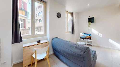 Apartment in Rue Jouffroy, Saint-Étienne for 15 m² with 1 bedroom - Gallery - 8