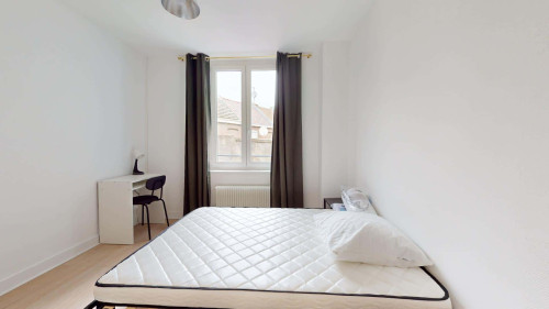 Room in Boulevard de Strasbourg, Lille for 105 m² with 4 bedrooms - Gallery - 24