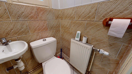 Room in Boulevard de Strasbourg, Lille for 105 m² with 4 bedrooms