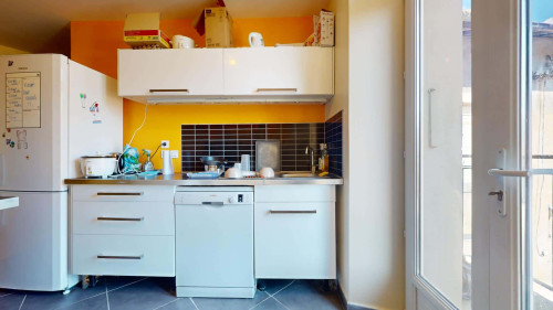 Room in Rue du Môle, Annemasse for 102 m² with 5 bedrooms - Gallery - 13