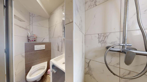 Room in Rue du Môle, Annemasse for 102 m² with 5 bedrooms - Gallery - 8