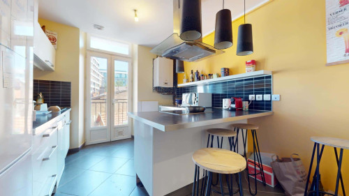 Room in Rue du Môle, Annemasse for 102 m² with 5 bedrooms - Gallery - 15