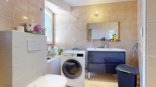 Room in Rue du Môle, Annemasse for 102 m² with 5 bedrooms - Gallery - 7