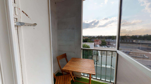 Room in Rue Joseph Deschamps, Vénissieux for 68 m² with 3 bedrooms - Gallery - 13
