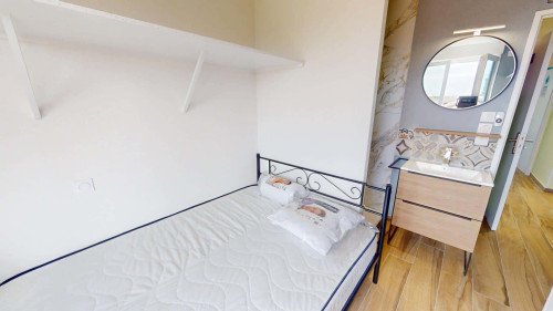 Room in Rue du Martinet, Gaillard for 70 m² with 4 bedrooms - Gallery - 21