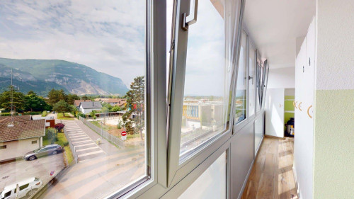 Room in Rue du Martinet, Gaillard for 70 m² with 4 bedrooms
