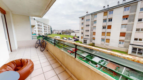 Room in Boulevard Henri Dunant, Angers for 98 m² with 5 bedrooms