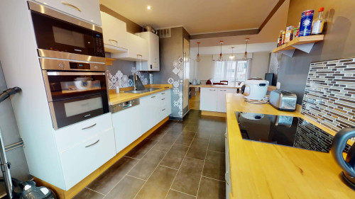 Room in Boulevard Henri Dunant, Angers for 98 m² with 5 bedrooms - Gallery - 5