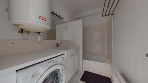 Room in Chemin de la Blanchisserie, Grenoble for 70 m² with 4 bedrooms - Gallery - 13