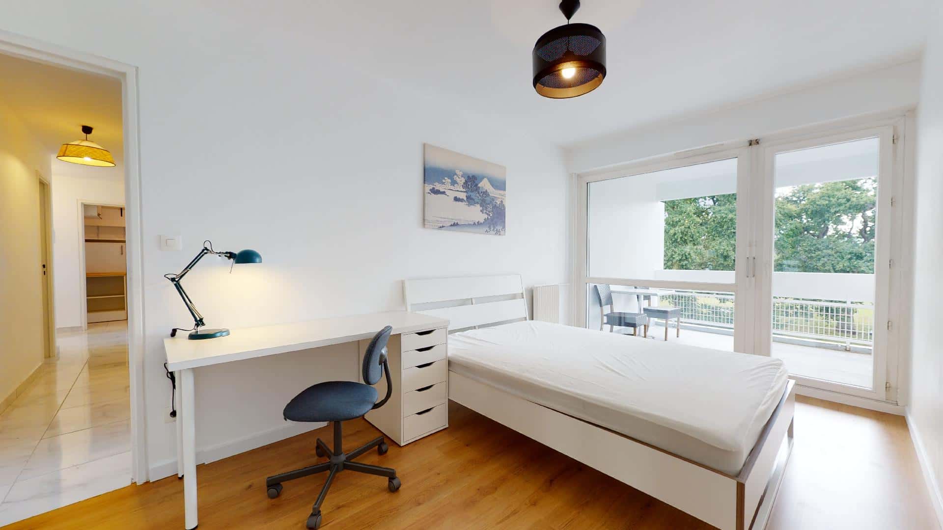 Room In Rue Fénelon, Talence For 85 M² With 5 Bedrooms - 1