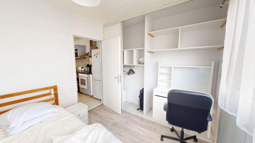 Room in Rue de la Porte Gellée, Nantes for 66 m² with 3 bedrooms - Gallery - 15