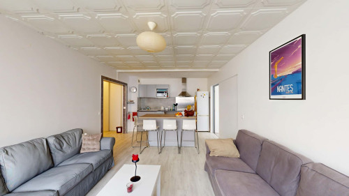 Room in Rue de la Porte Gellée, Nantes for 66 m² with 3 bedrooms - Gallery - 16