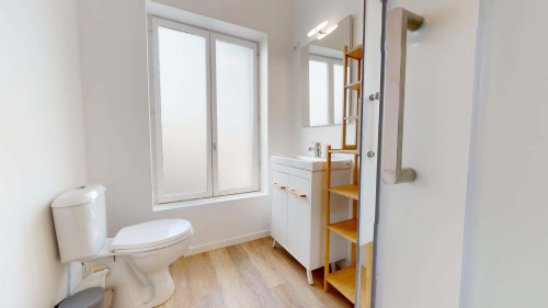 Room in Rue de Lorraine, Roubaix for 140 m² with 6 bedrooms - Gallery - 8