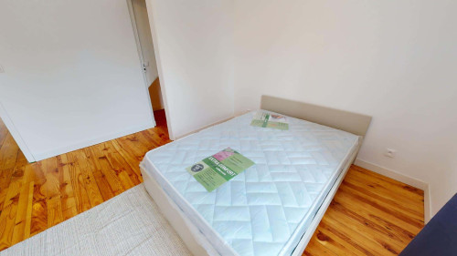 Room in Rue de Lorraine, Roubaix for 140 m² with 6 bedrooms - Gallery - 19