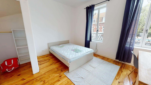 Room in Rue de Lorraine, Roubaix for 140 m² with 6 bedrooms - Gallery - 11