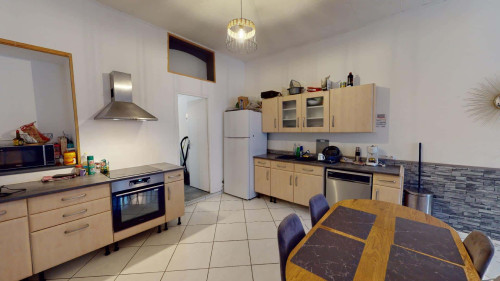 Room in Rue de la Blanche Porte, Tourcoing for 110 m² with 4 bedrooms