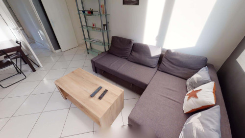 Room in Rue Docteur Calmette, Grenoble for 67 m² with 4 bedrooms - Gallery - 5