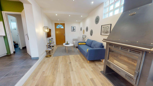 Room in Rue de Londres, Toulouse for 110 m² with 5 bedrooms