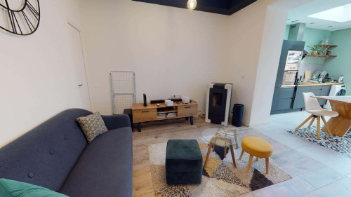 Room in Rue Ghesquières, Lille for 90 m² with 5 bedrooms