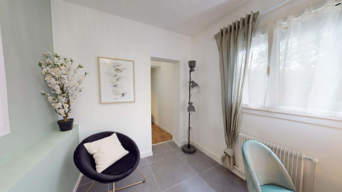 Room in Rue Rouget de l'Isle, Le Petit-Quevilly for 300 m² with 10 bedrooms - Gallery - 29