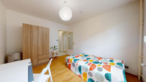 Room in Rue du Galtz, Colmar for 58 m² with 3 bedrooms