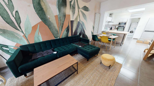 Room in Rue d'Austerlitz, Roubaix for 100 m² with 4 bedrooms