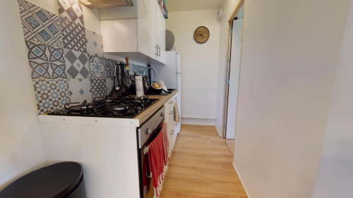 Room in Rue Ernest Renan, Vénissieux for 80 m² with 4 bedrooms - Gallery - 7