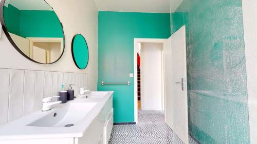 Room in Rue de Mulhouse, Lille for 165 m² with 7 bedrooms - Gallery - 12