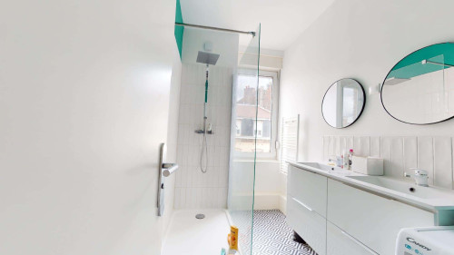 Room in Rue de Mulhouse, Lille for 165 m² with 7 bedrooms - Gallery - 8