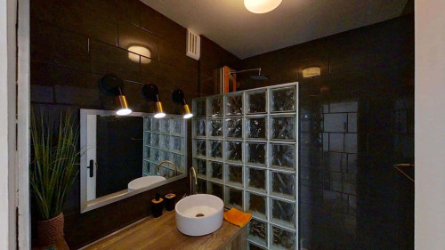 Room in Rue Jean-Baptiste Charcot, Annemasse for 75 m² with 3 bedrooms - Gallery - 7
