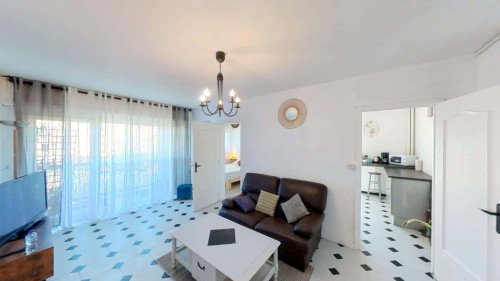 Room in Rue Jean-Baptiste Charcot, Annemasse for 75 m² with 3 bedrooms