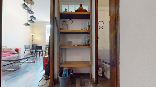 Room in Rue de La Campane, Avignon for 75 m² with 3 bedrooms